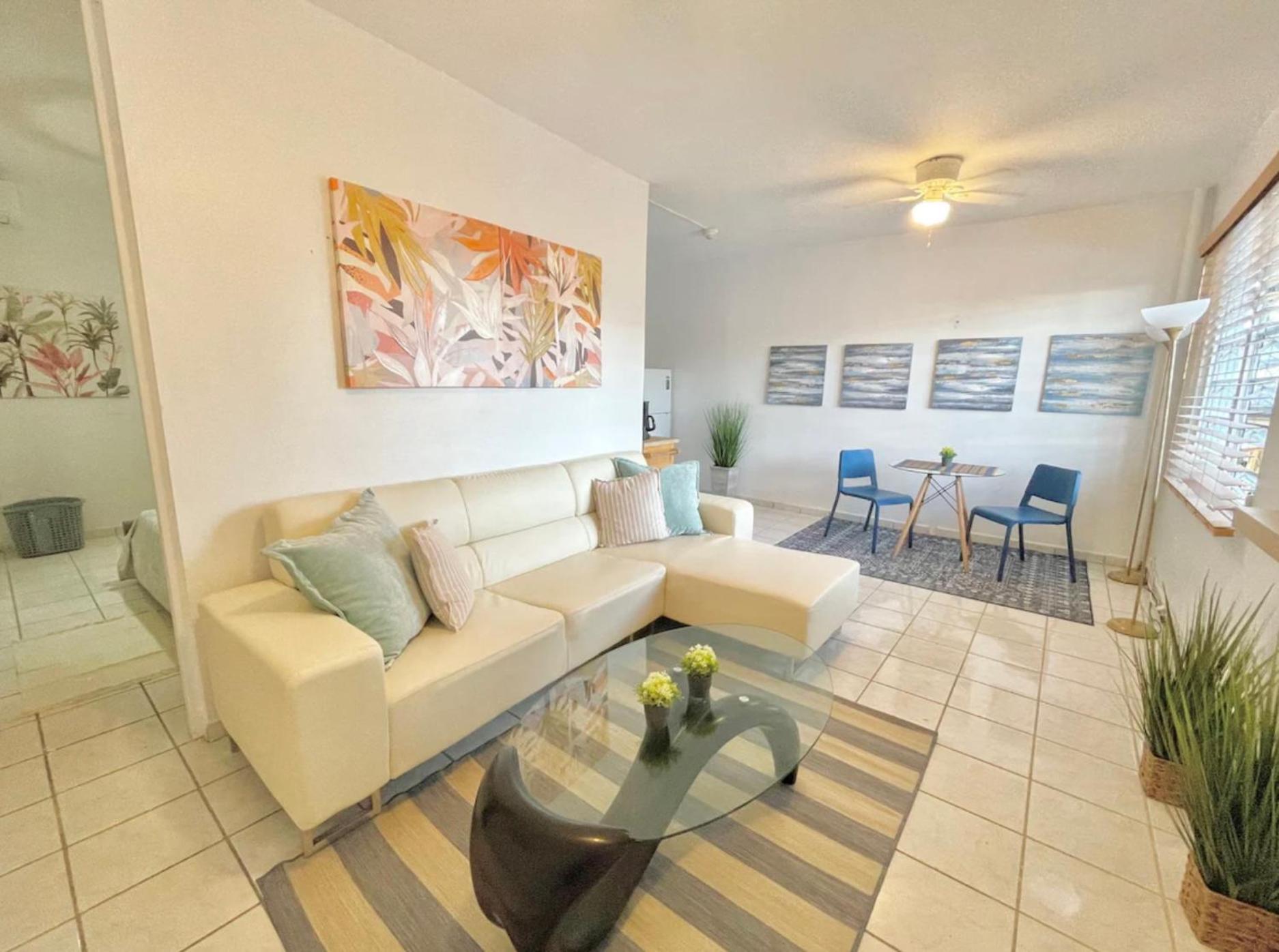 Oasis Hostel San Juan