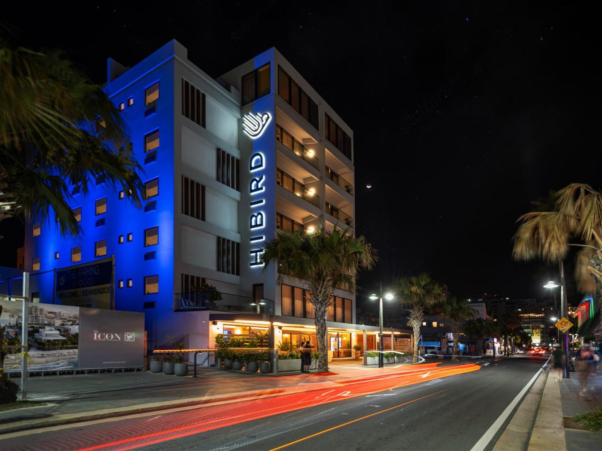 Hibird- And Aparthotel