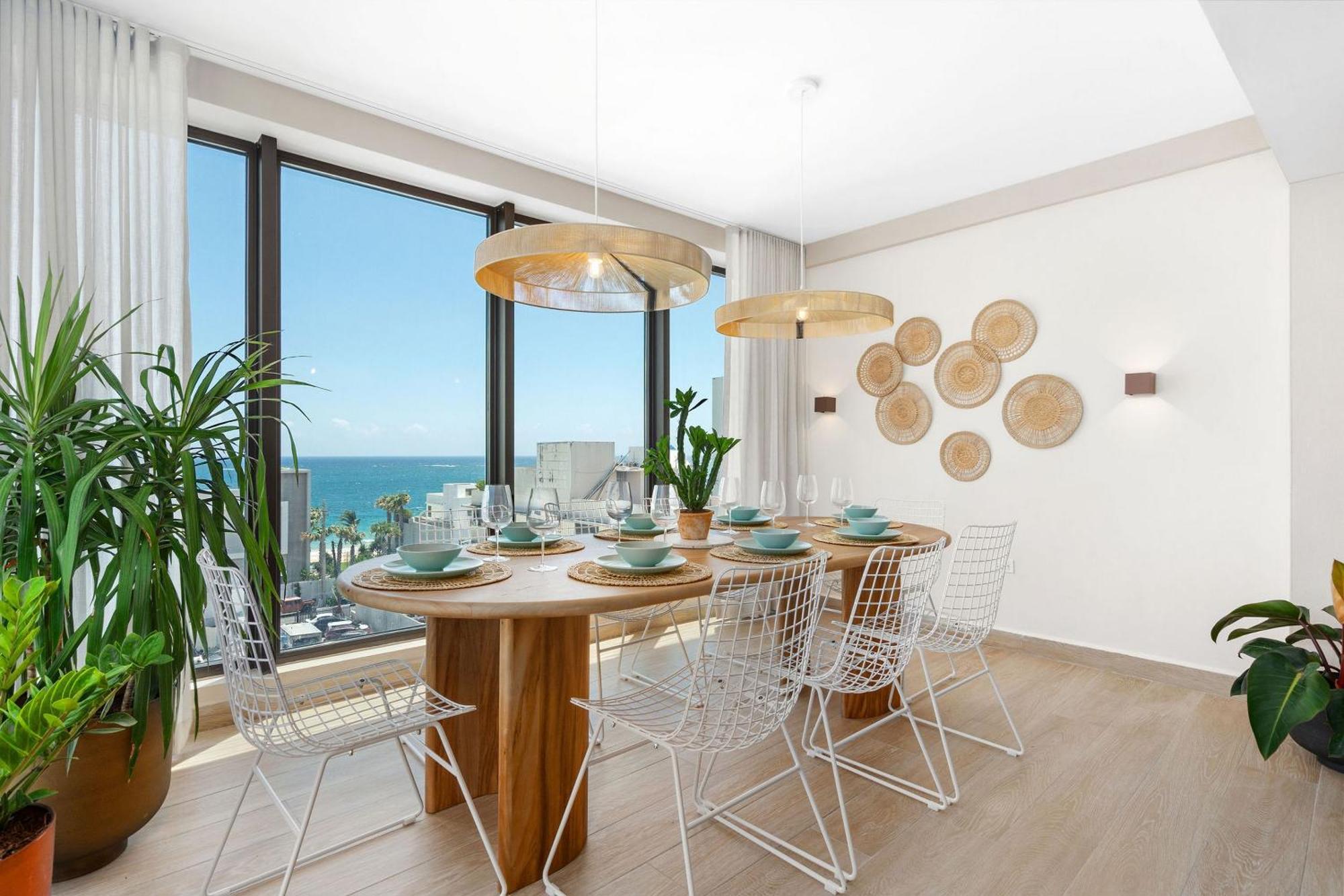 Aparthotel Hibird- And 4*