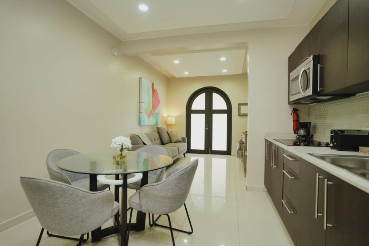 1120 Vieques By With Bear