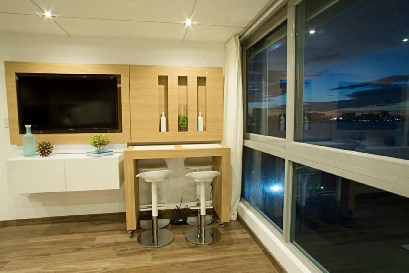 Pr Front Penthouse A 604 San Juan
