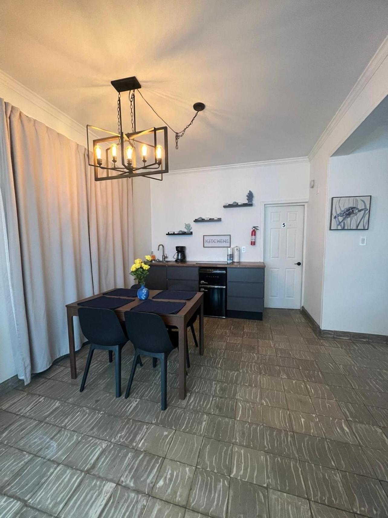 Pr Walk To La Placita & Condado Holiday home *