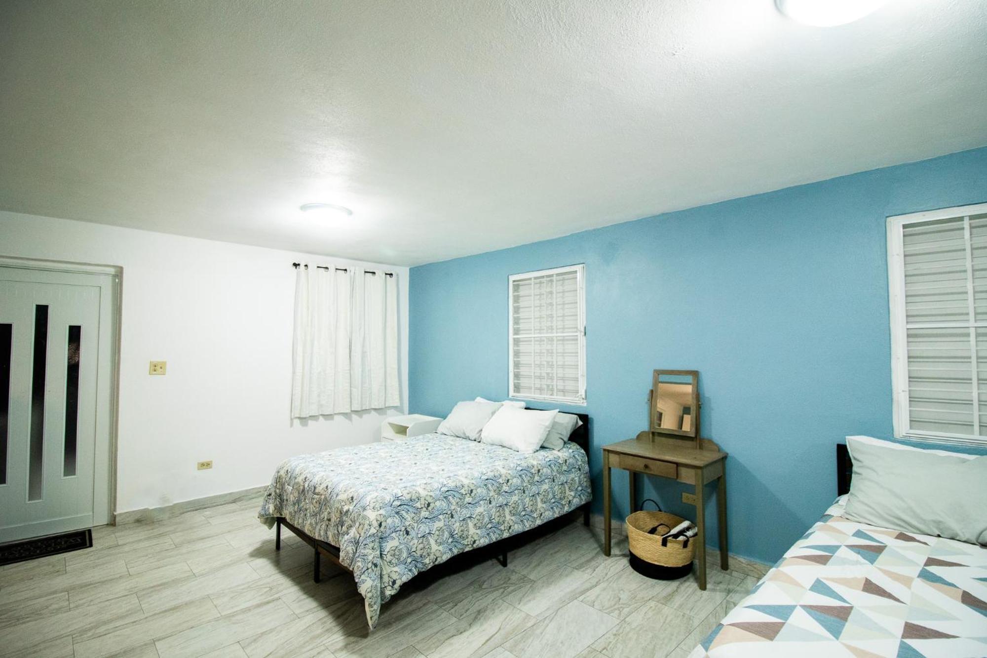 Apartment Entire Vacation In - Fits 10