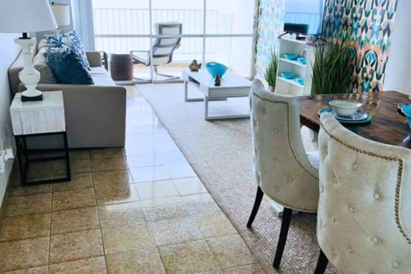Luxury Beachfront With Pool And Beachview Balcony *