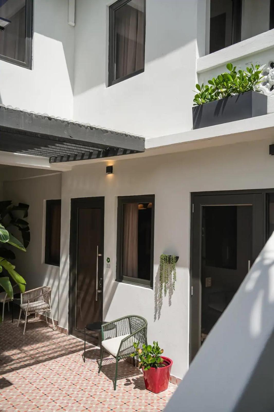 Patio Elba Boutique *