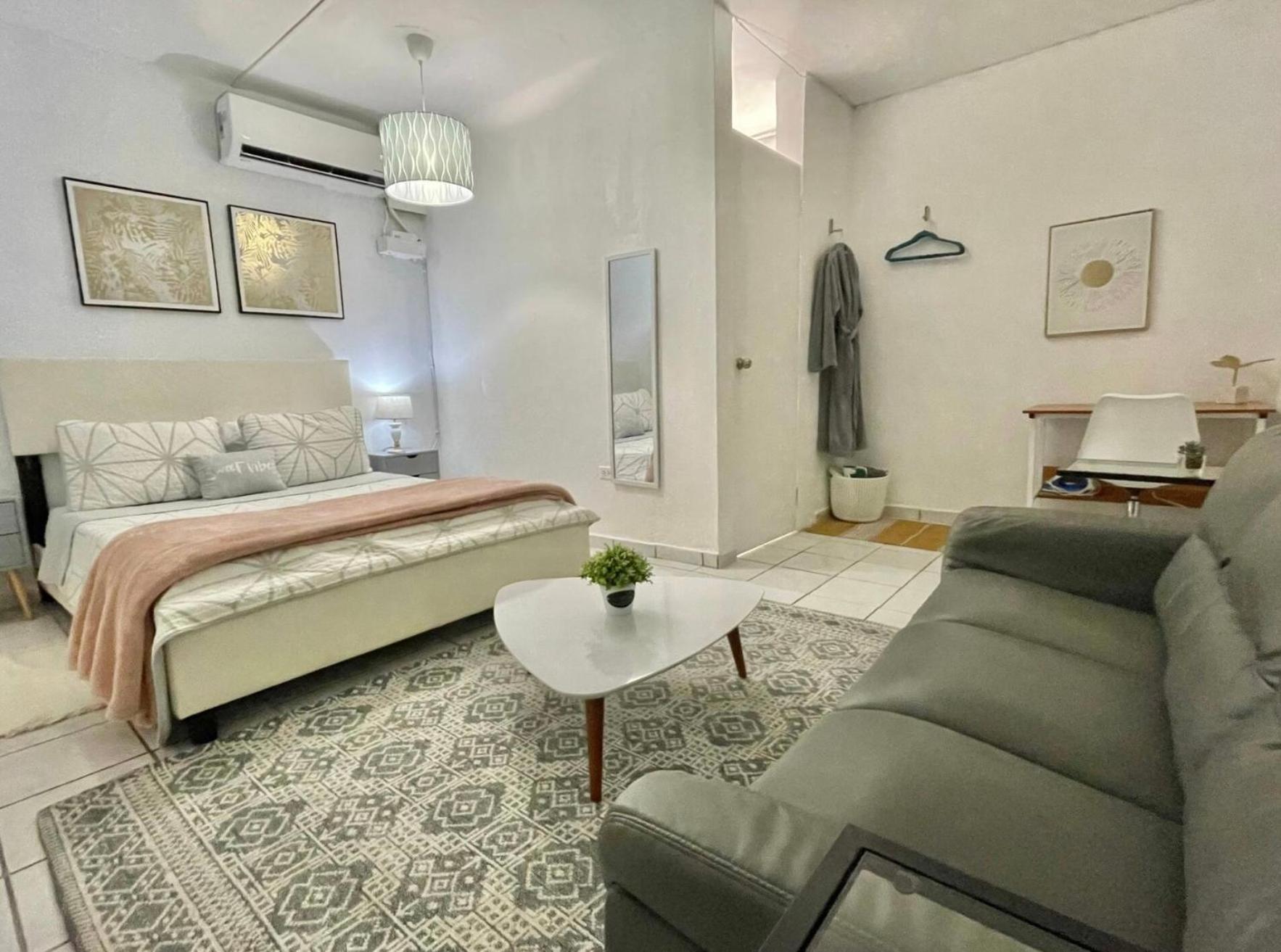 Hostel Oasis *