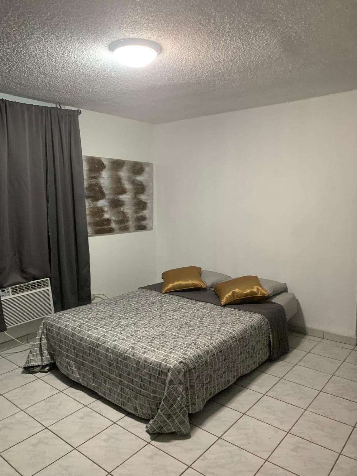 Isla Verde Tower Apts * San Juan