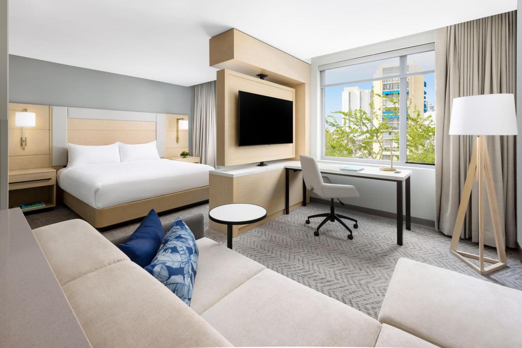 Hotel By Marriott Isla San Juan
