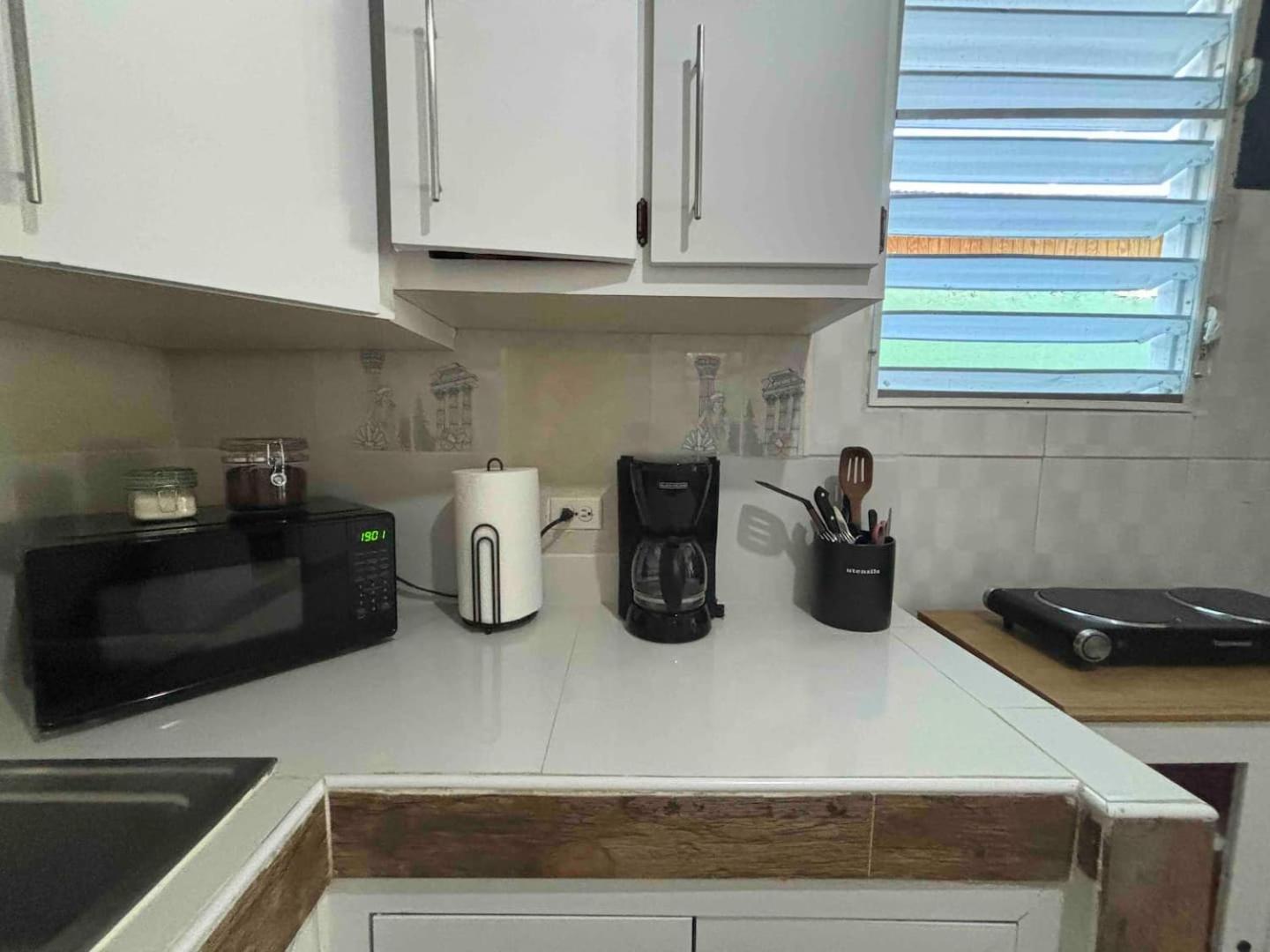 Salo-casa 4 Bdrm House By Here Pr Apartment