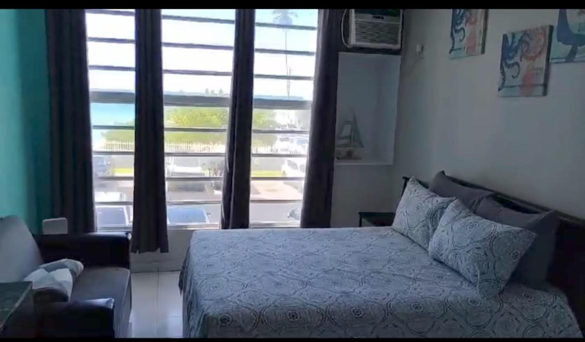 Coco Mar Oceanview Apartment