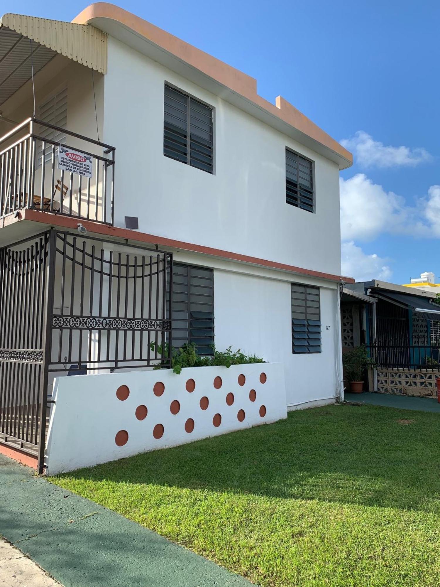 Breezy 1 Bed Apt, Short Ride From Airport And Apartment *