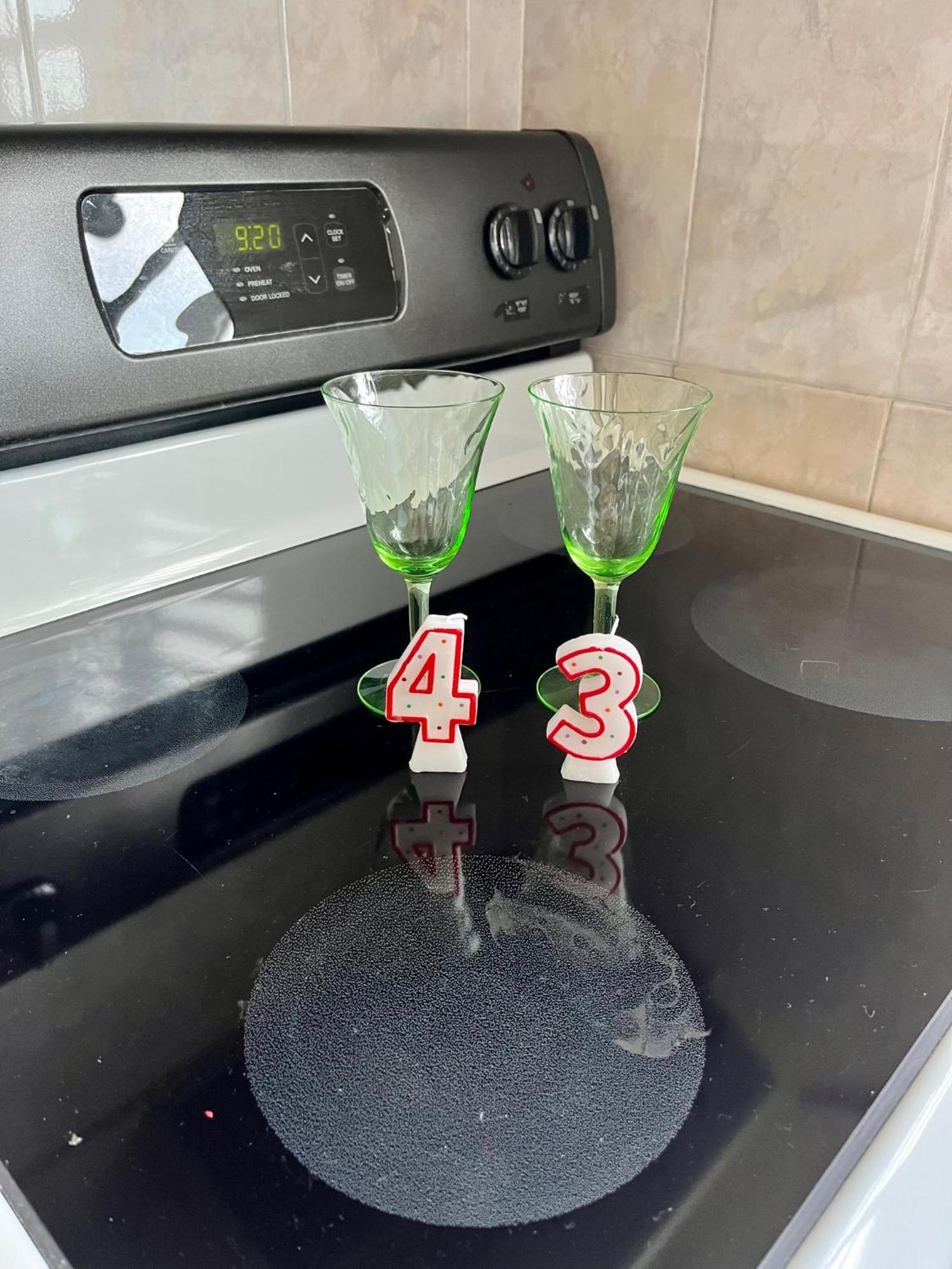 Breezy 1 Bed Apt, Short Ride From Airport And