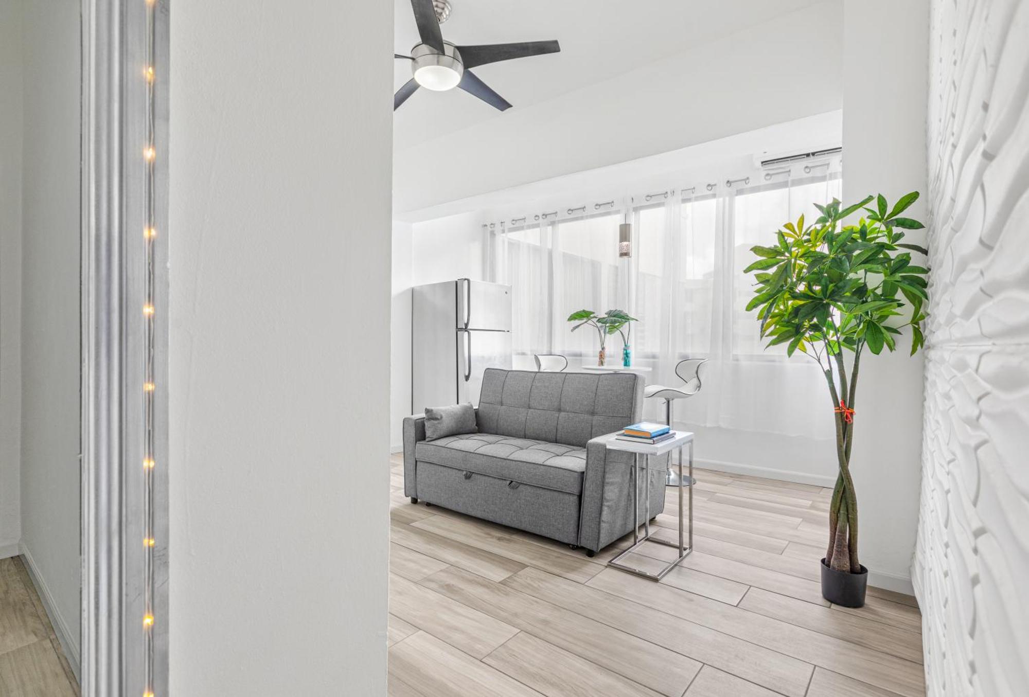 Apartment Otium Renovated Near The Free Snacks