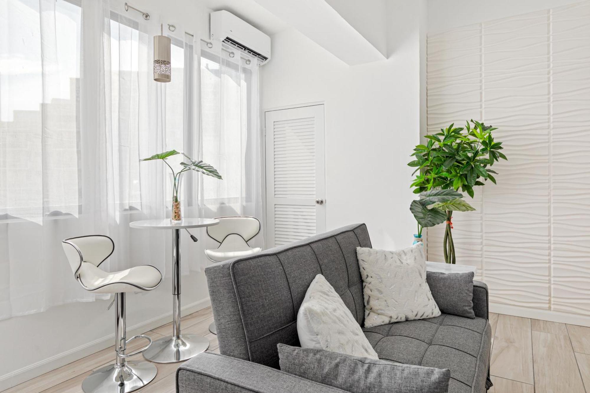 Otium Renovated Near The Free Snacks Apartment