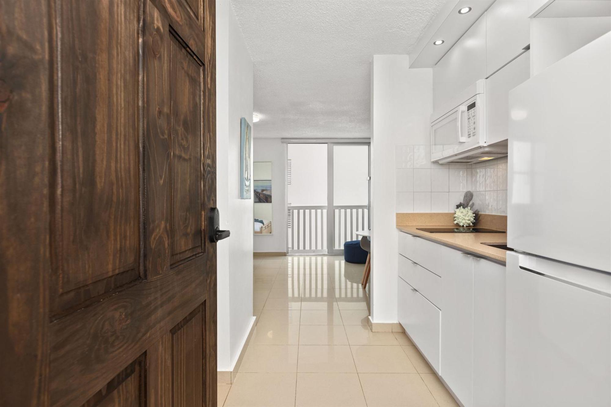 Otium Amazing Beachfront Getaway With Balcony * San Juan