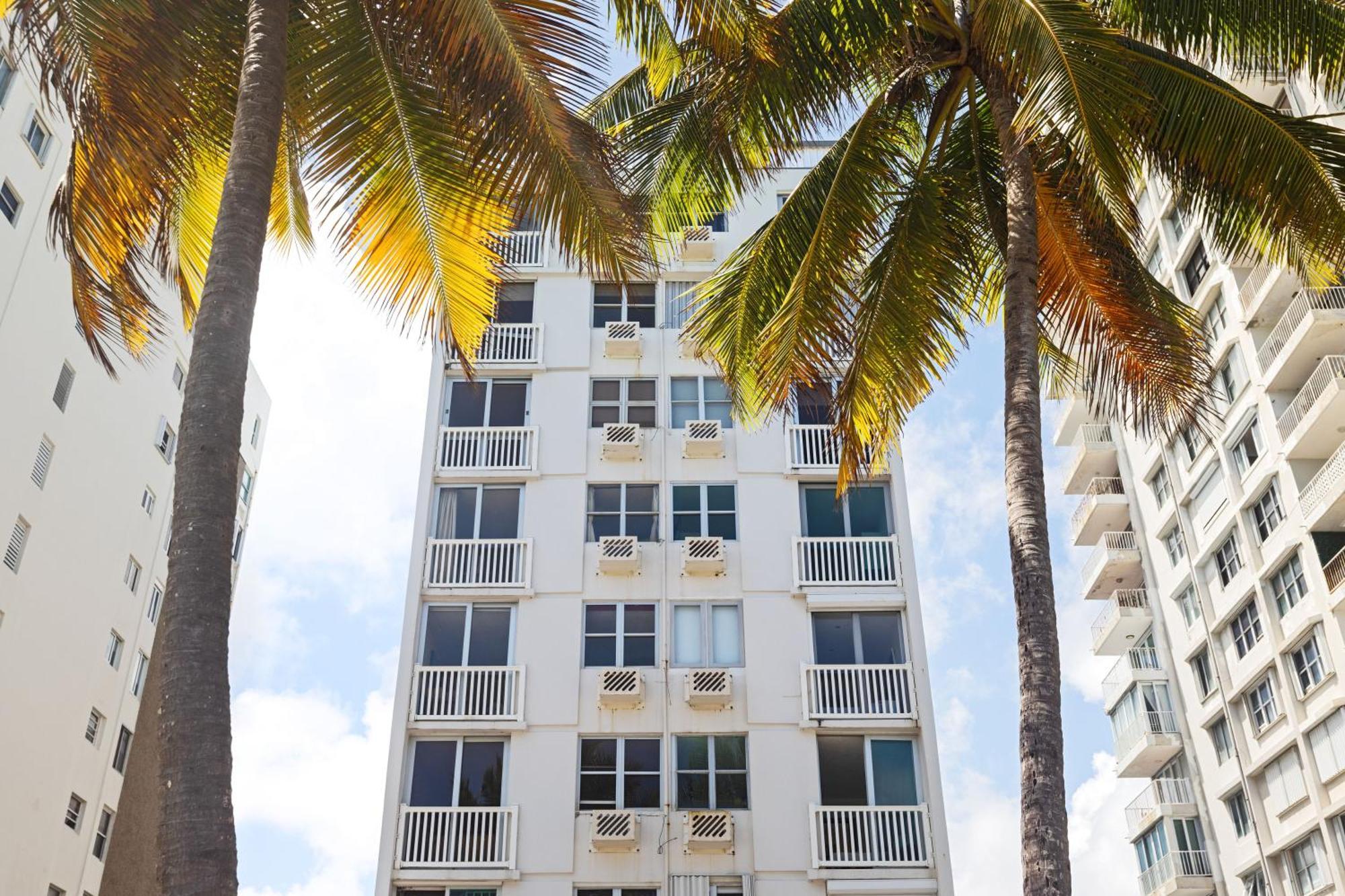 Apartment Otium Amazing Beachfront Getaway With Balcony San Juan