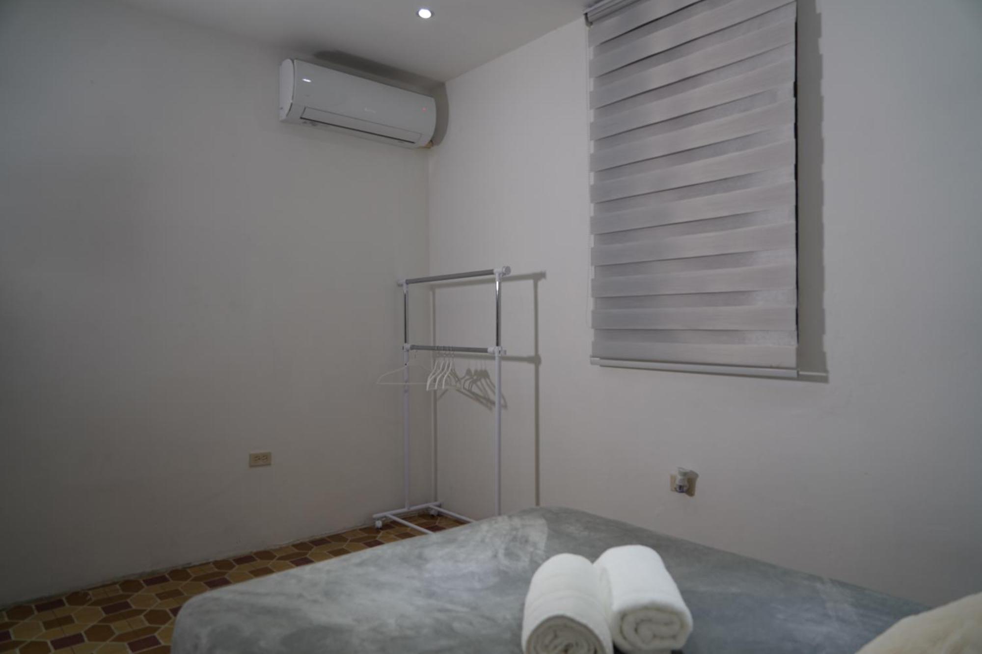 Condado Mariposa Rooftop Apartment *