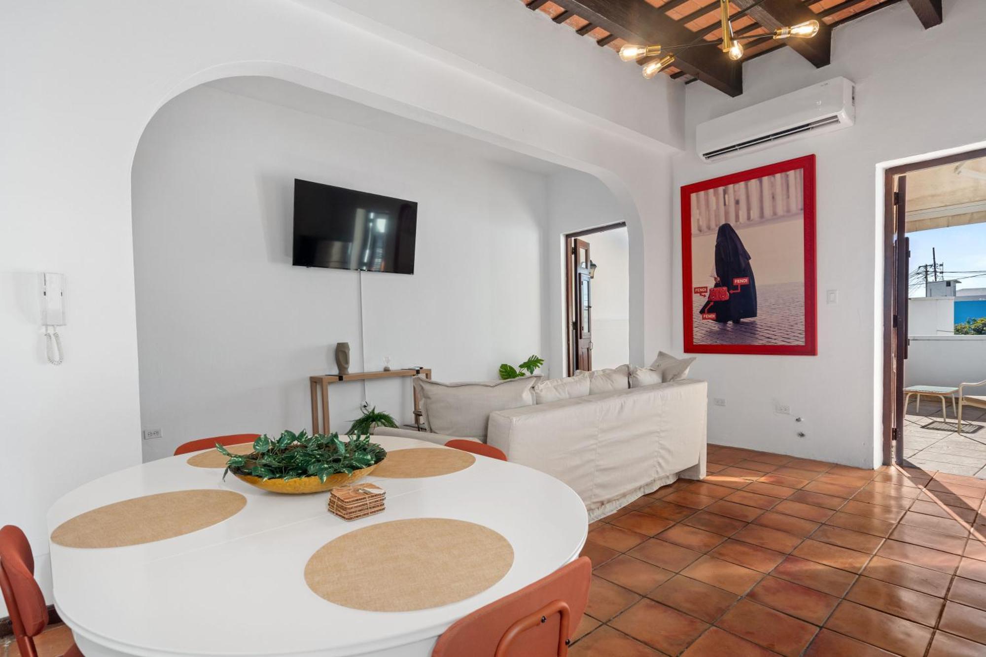 Apartment Otium With Terrace In Old *