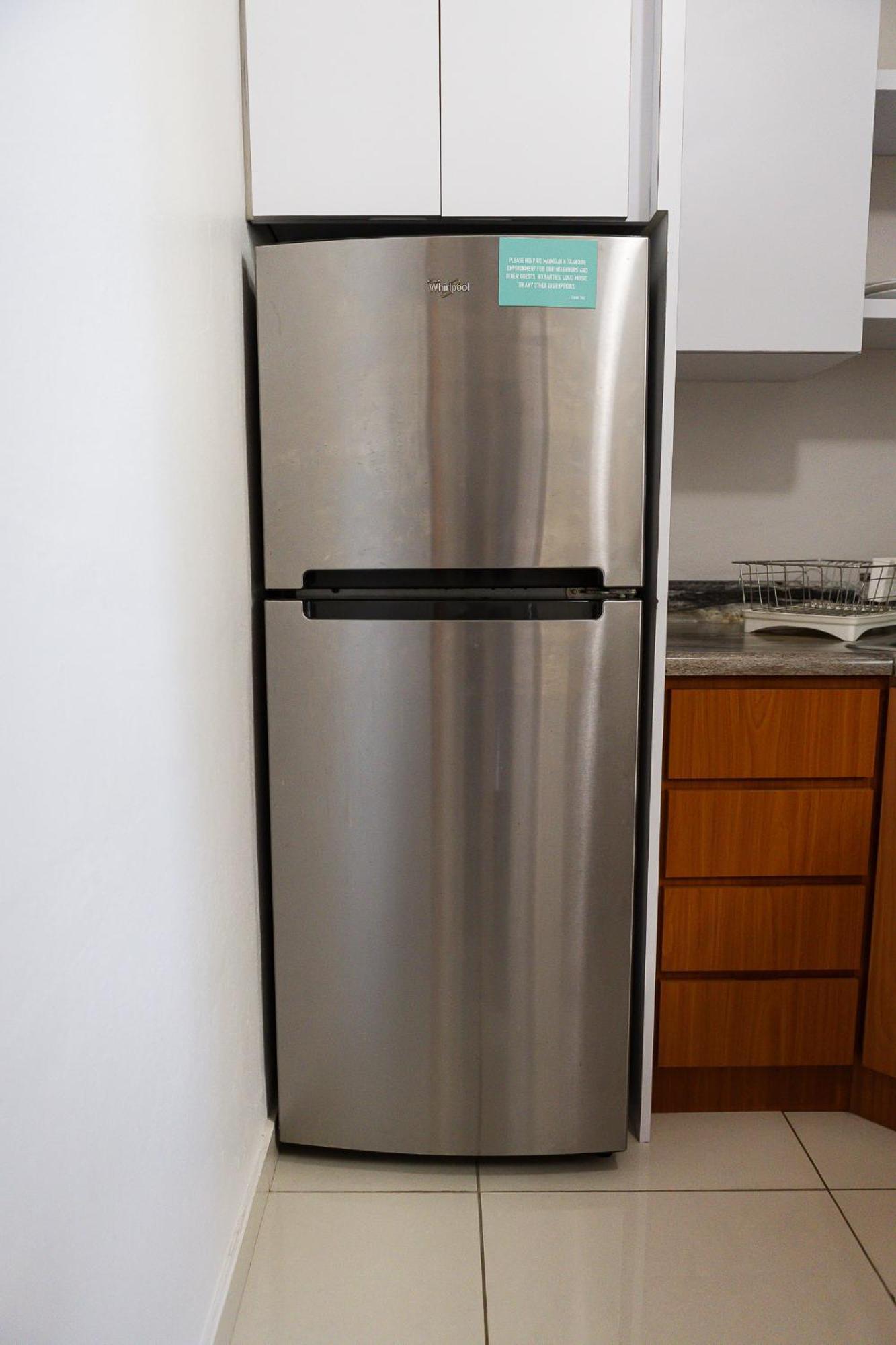102-charming Renovated In The Near The With Free Parking Apartment