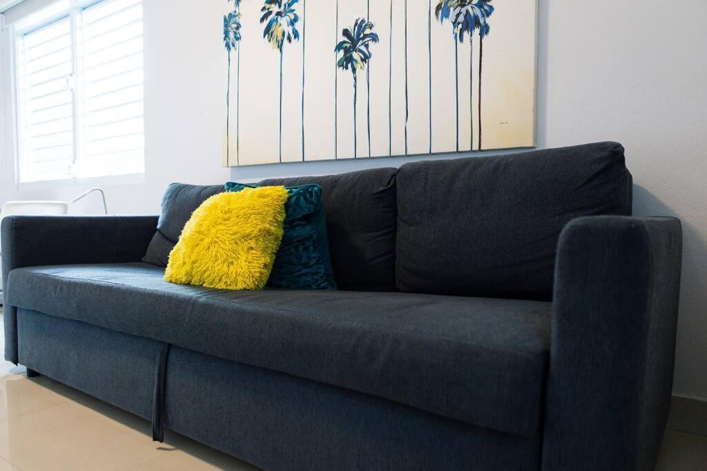 Apartment 203-tranquil Renovated Charm In The City, Near The With Free Parking