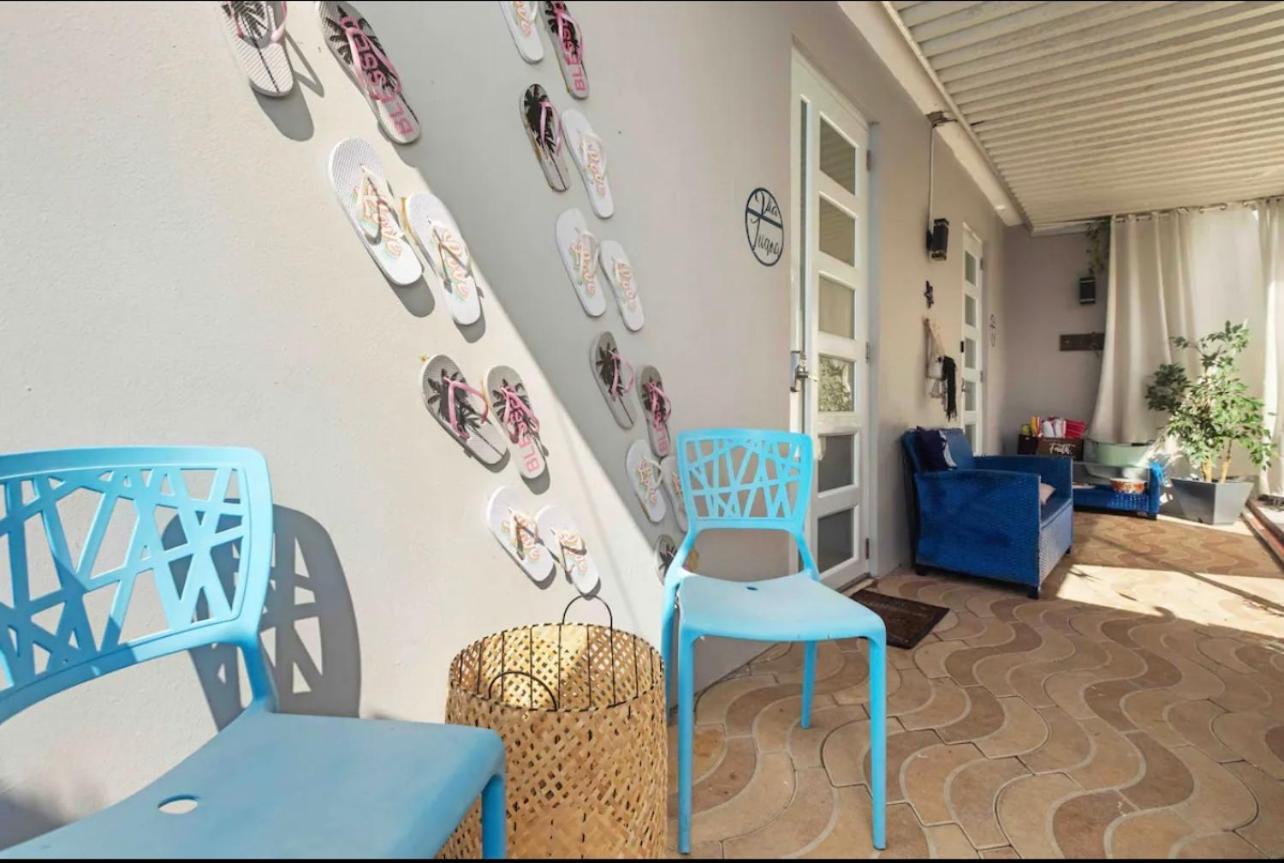 5 Min From Airport And Isla Location & Pool & Jacuzzi & Youtube Video Available *