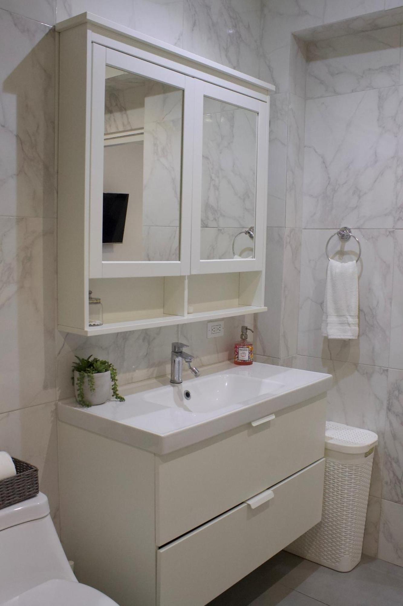 Elegant And Central Studio With Desk Guest house