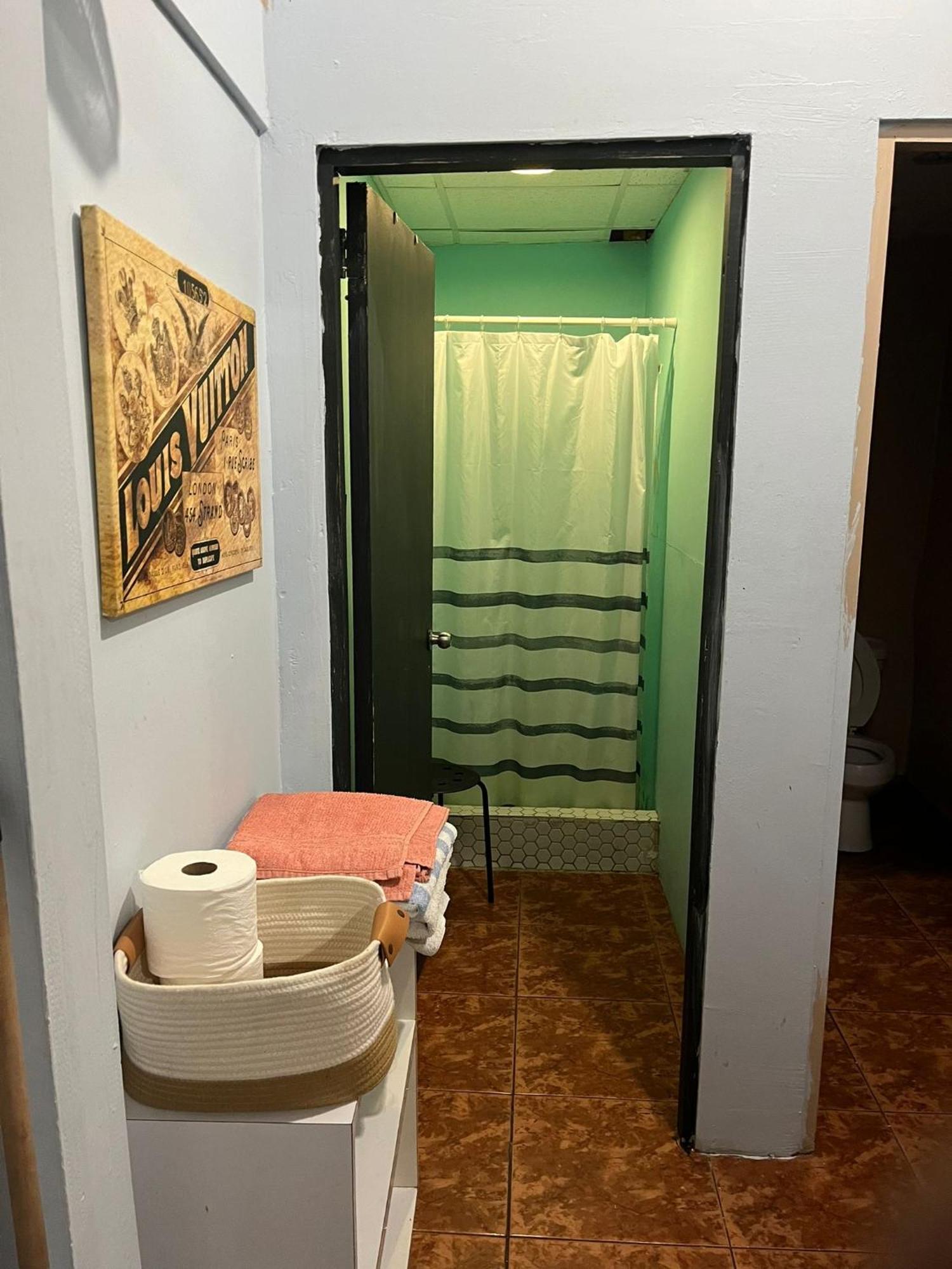 Hostel Dorms *