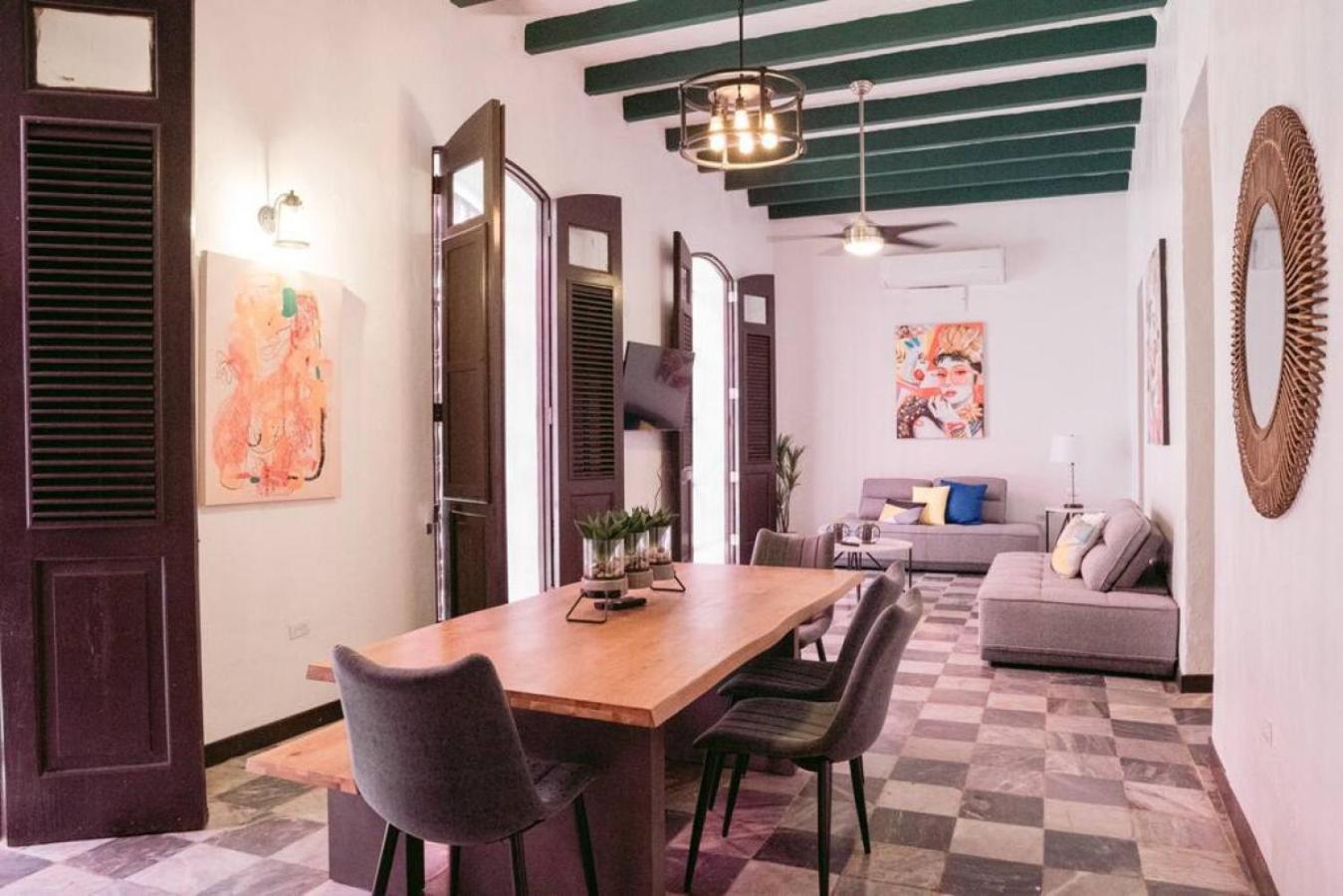 Apartment Old