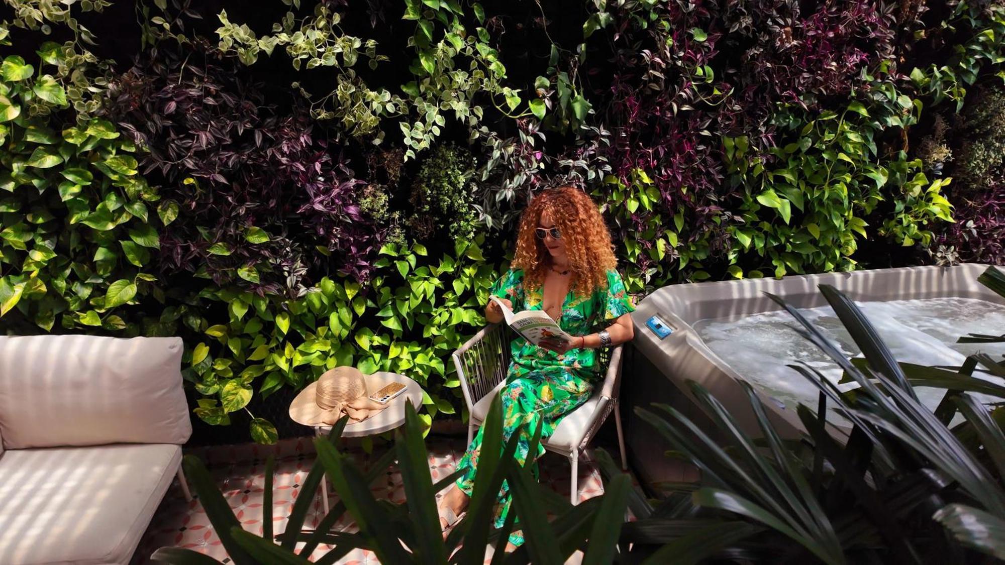 Patio Elba Boutique