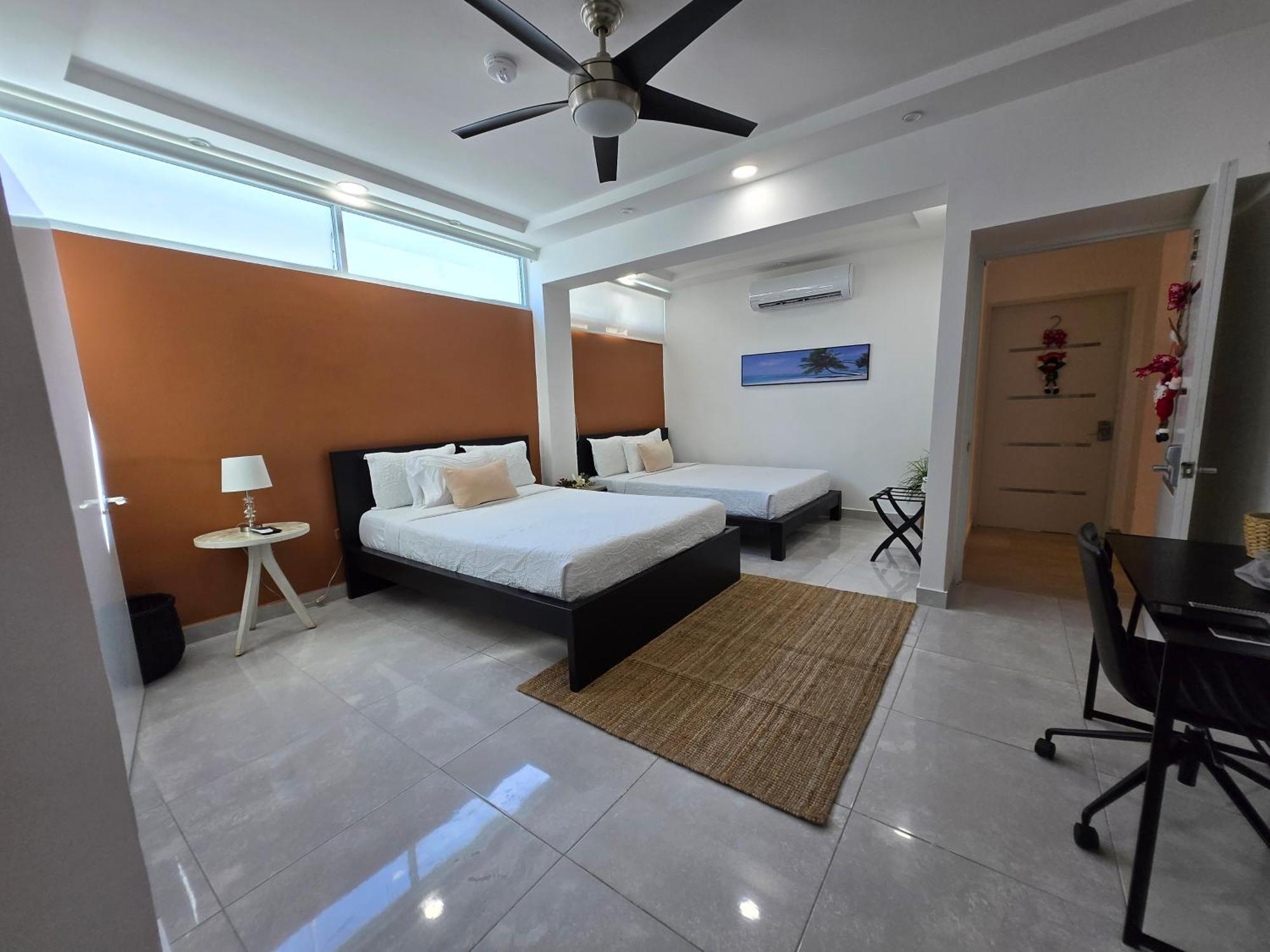 Guest house Elegant And Central Studio With Desk *