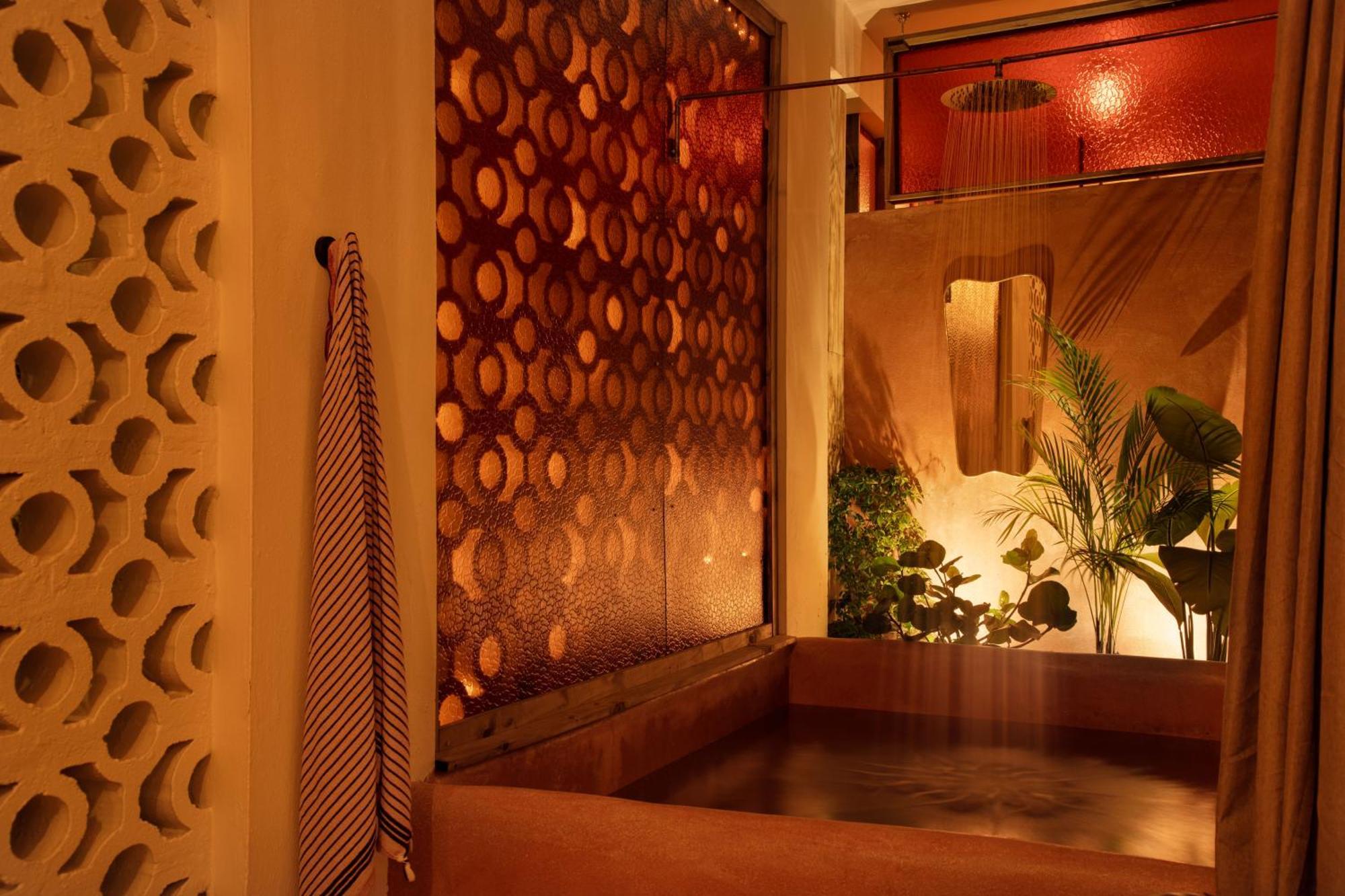 Noa By Dw Aparthotel 3*