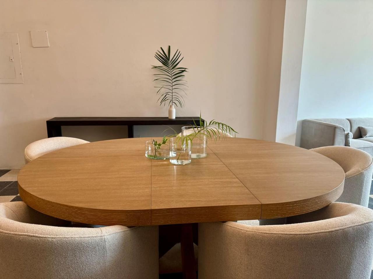 Historic Apartment,perfect Location Old *