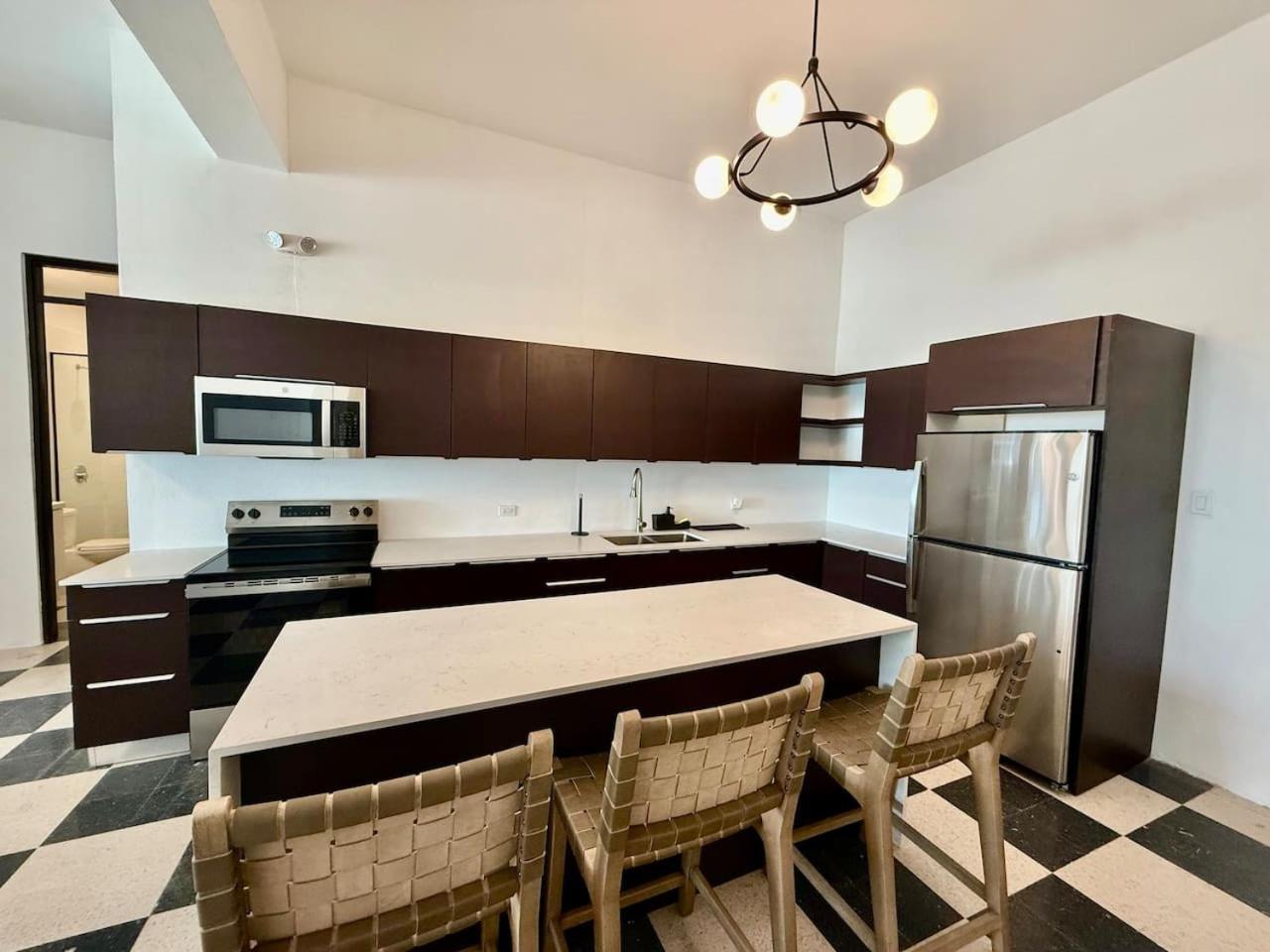 Historic Apartment,perfect Location Old Apartment