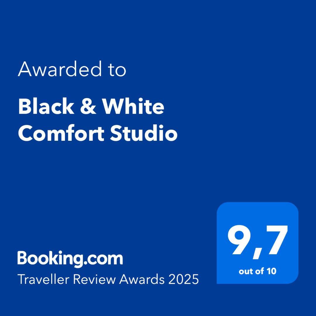 Black & White Comfort *