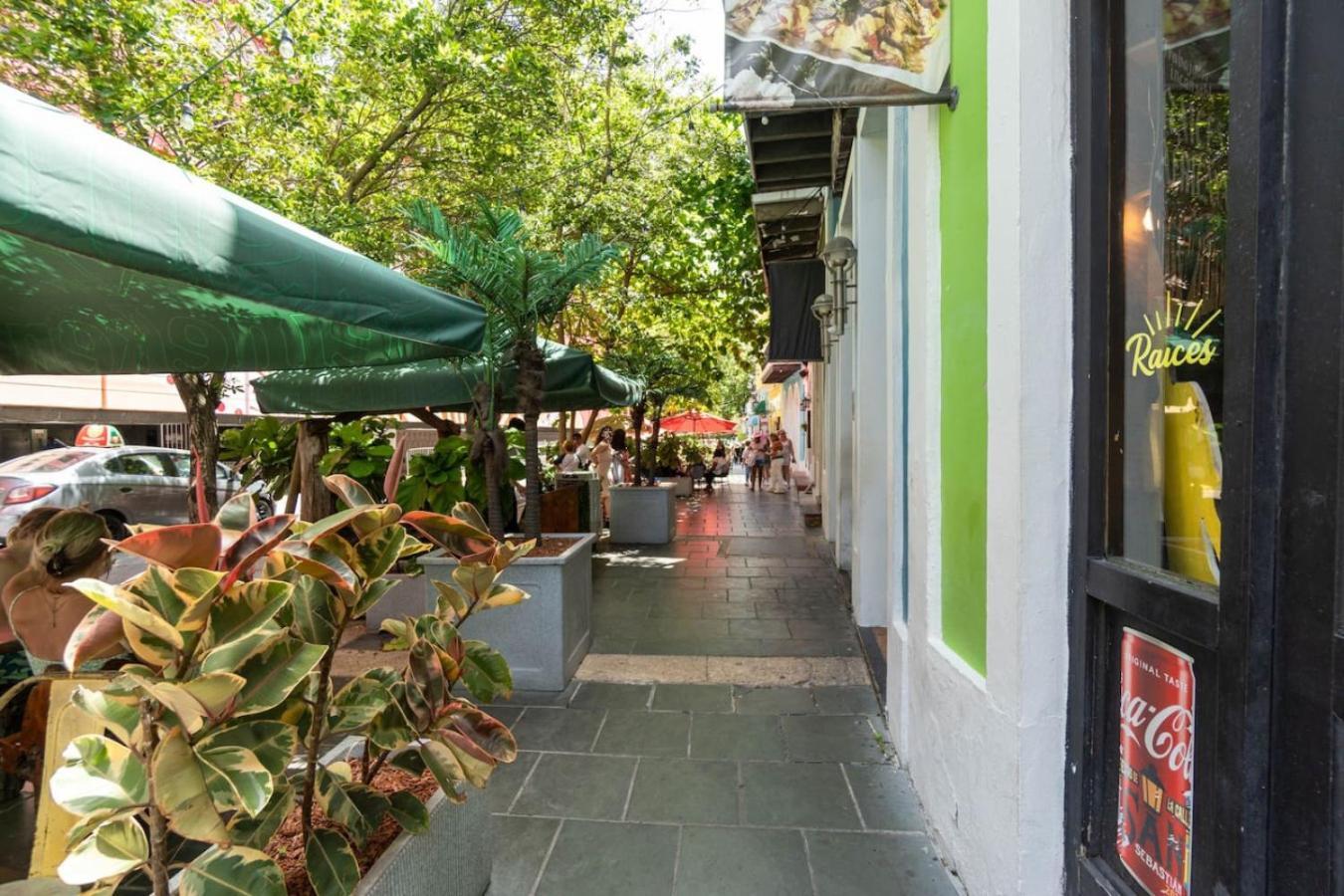 Modern 2-bedroom In Historic Old *
