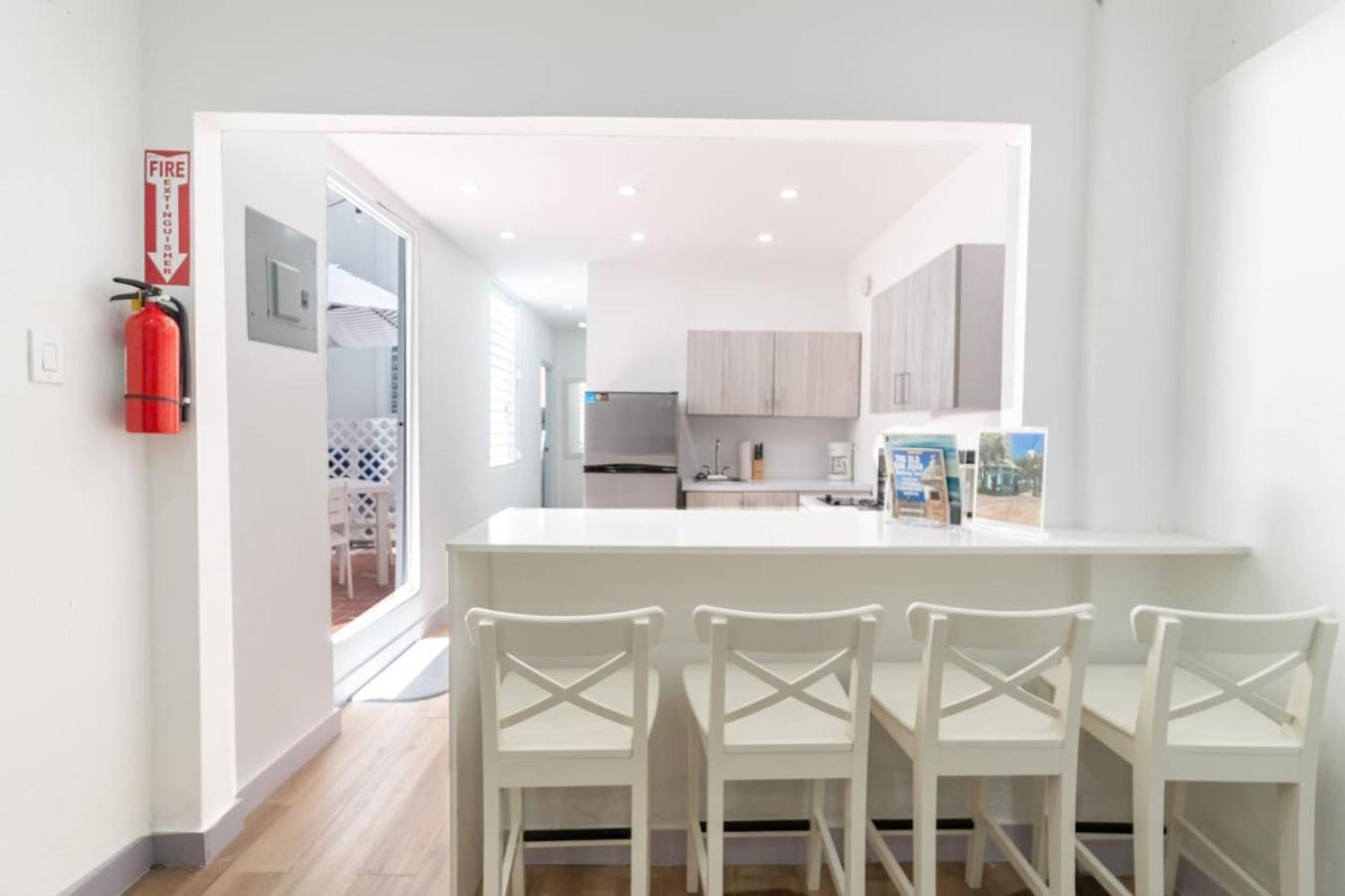 Modern 2-bedroom In Historic Old