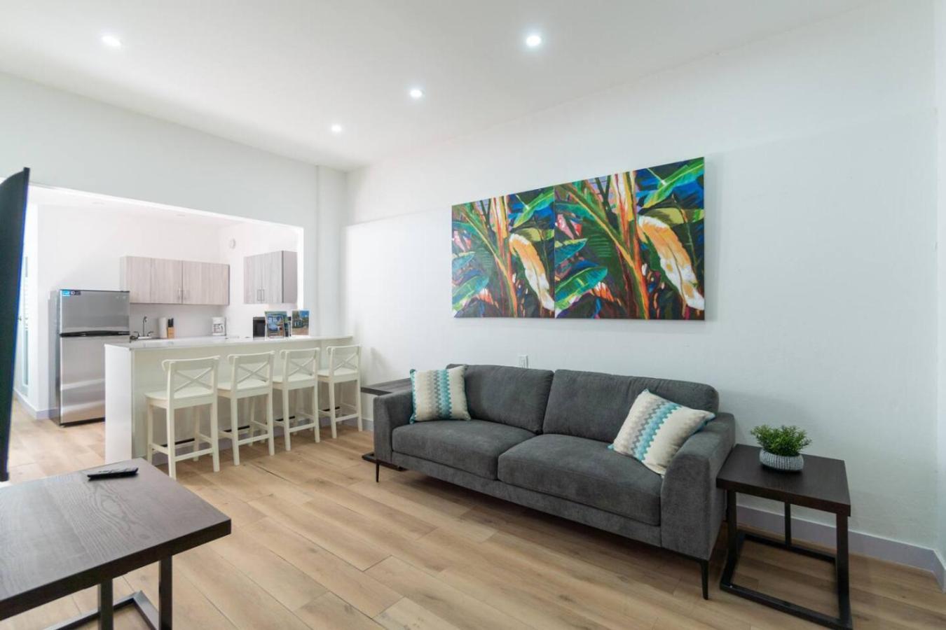 Apartment Modern 2-bedroom In Historic Old *