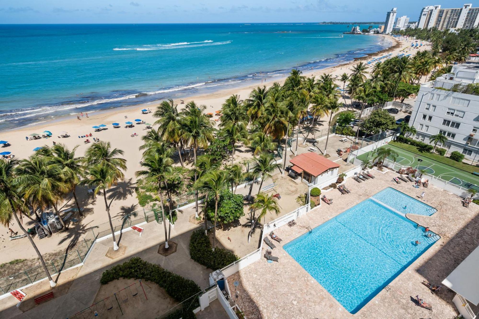 Beachfront Isla Balcony View Pool San Juan