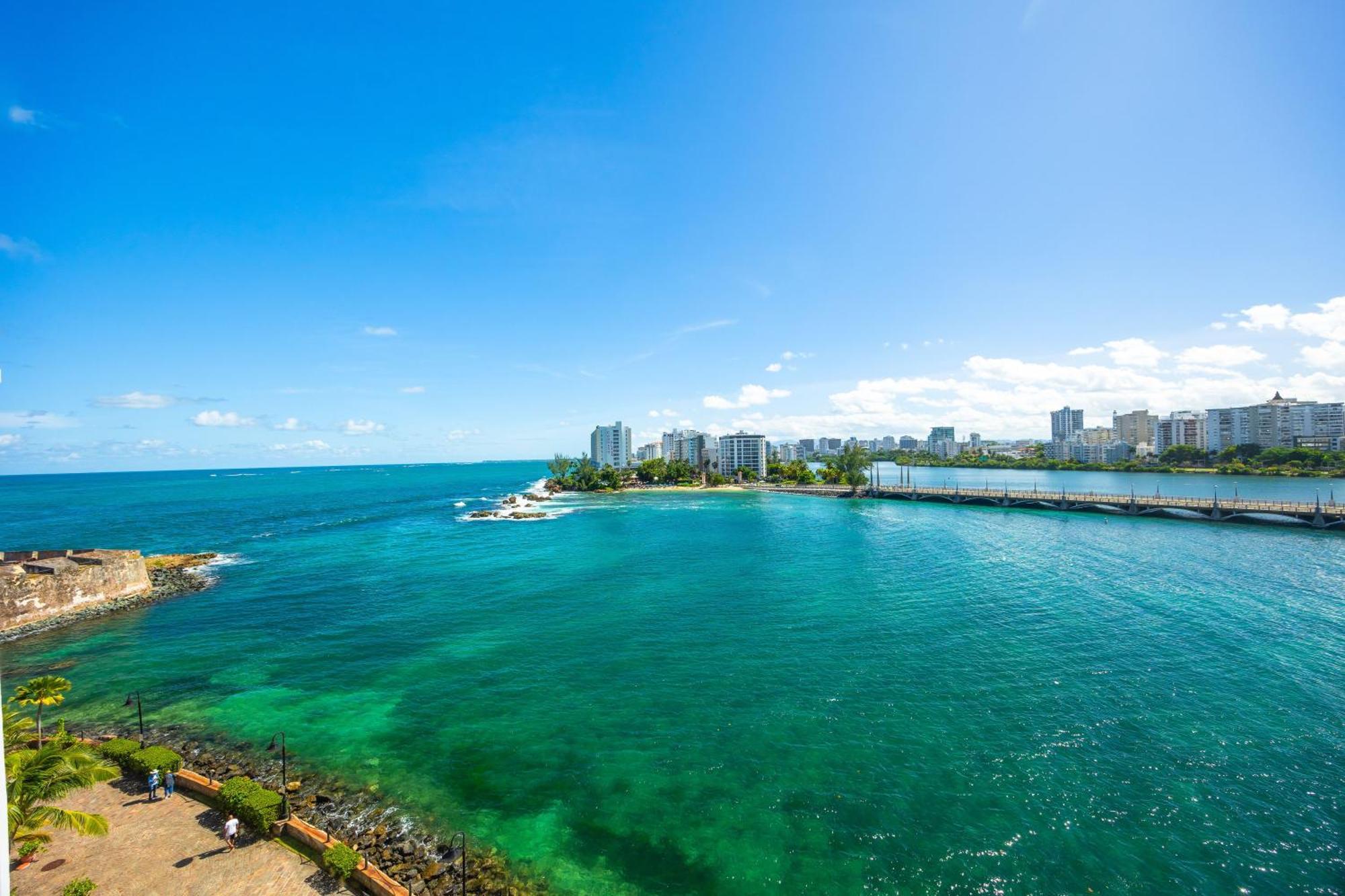 Seaside Terrace Condado Close To The *