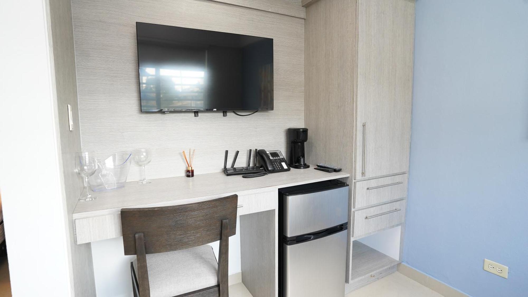 Aparthotel La Placita Hotel-suite 206