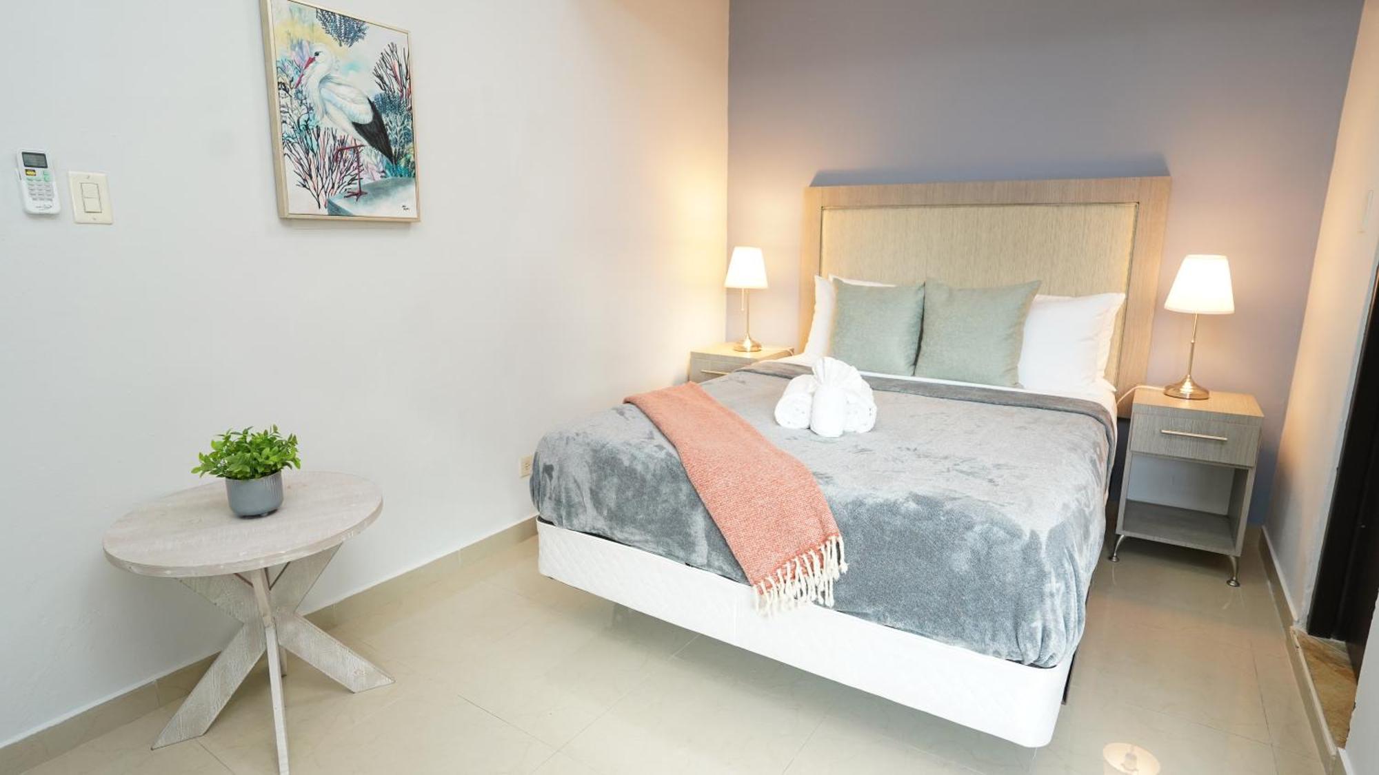 La Placita Hotel-suite 206 San Juan