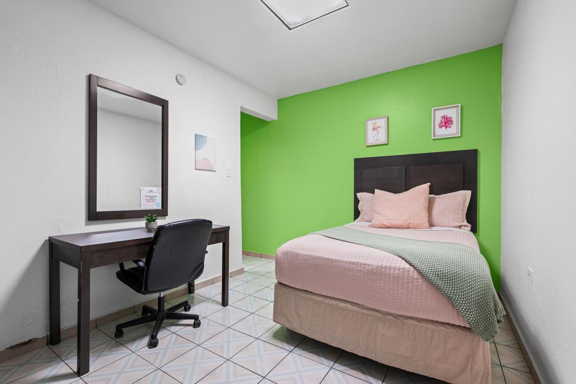Borinquen Inn 2*