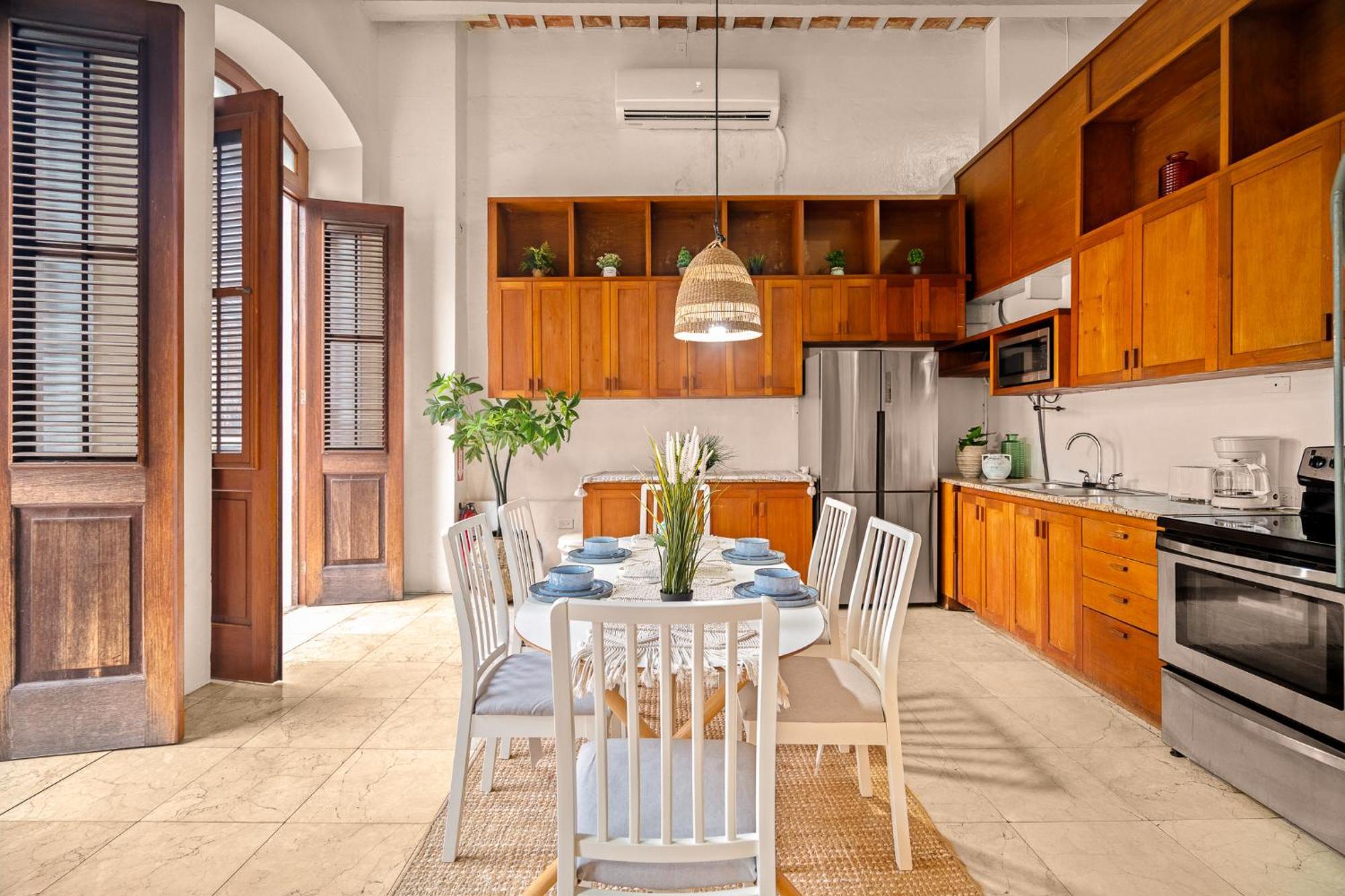 Opal Penthouse With Balcony * San Juan