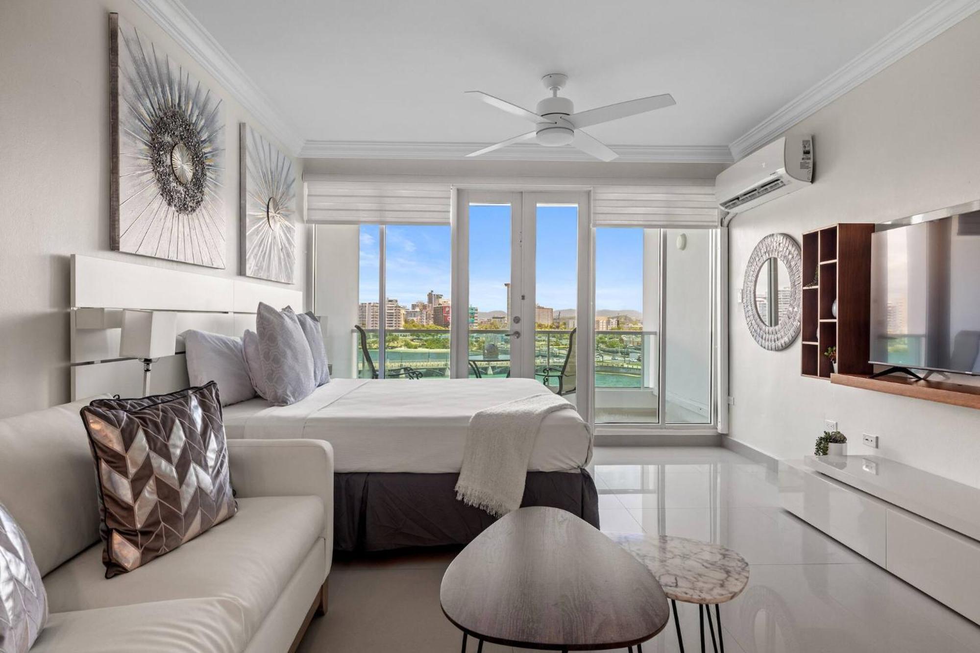 Sunrise View | Balcony & Pool Access Apartment *