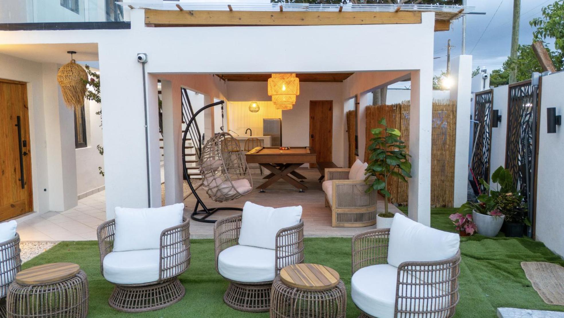 Rooftop Couples At Ocean Park Club Guest house *