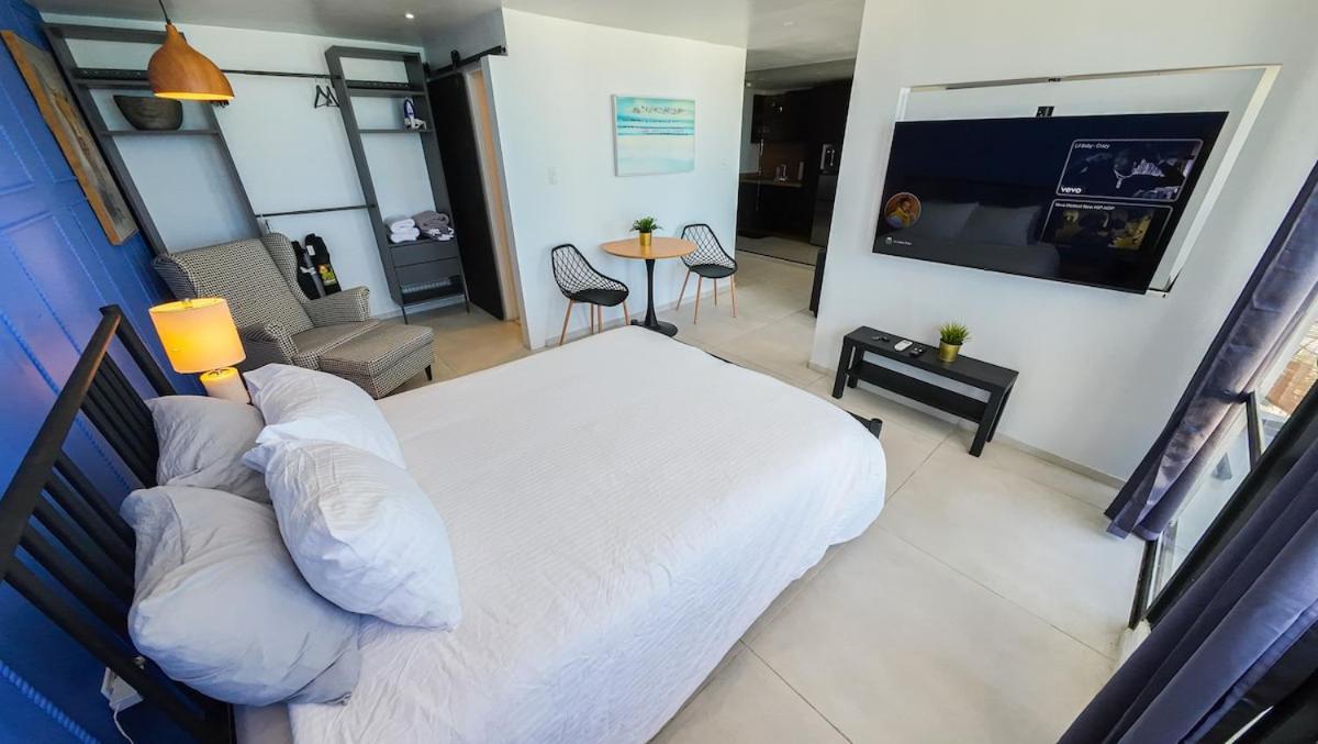 Deluxe Ocean View With Free Parking & Pool Apartment