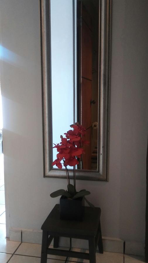 Red Door * San Juan
