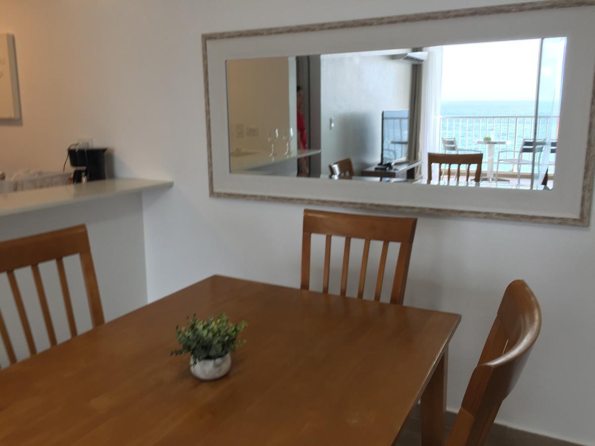 Front At Marbella Apartment *