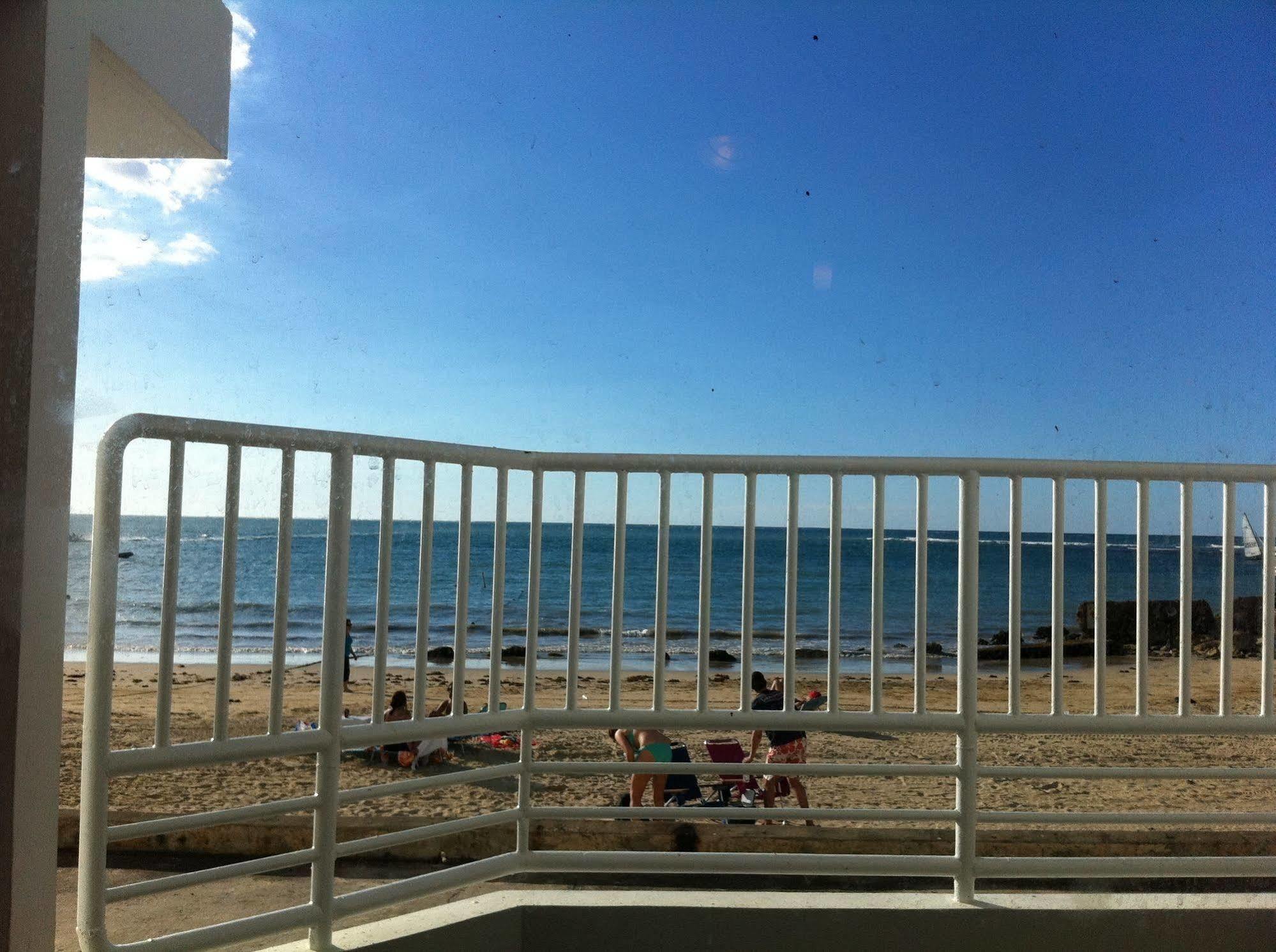 Apartment Playamar- Beachfront