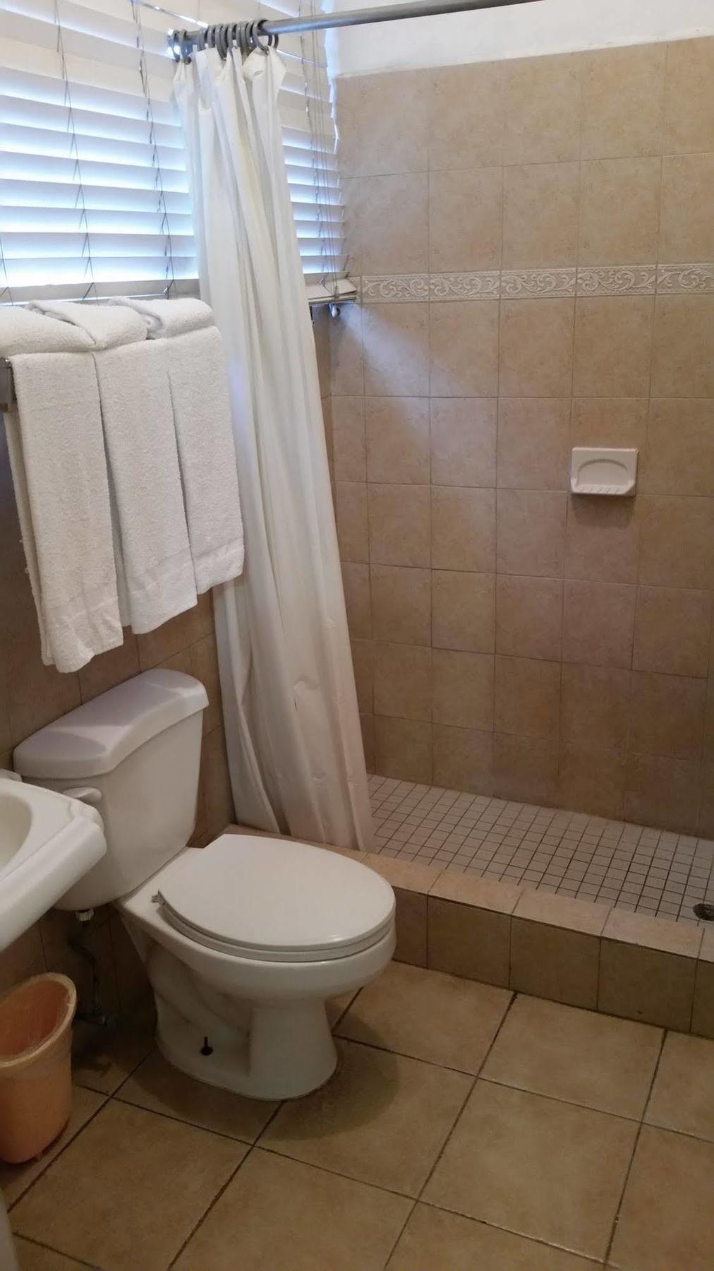 Borinquen Inn 2*